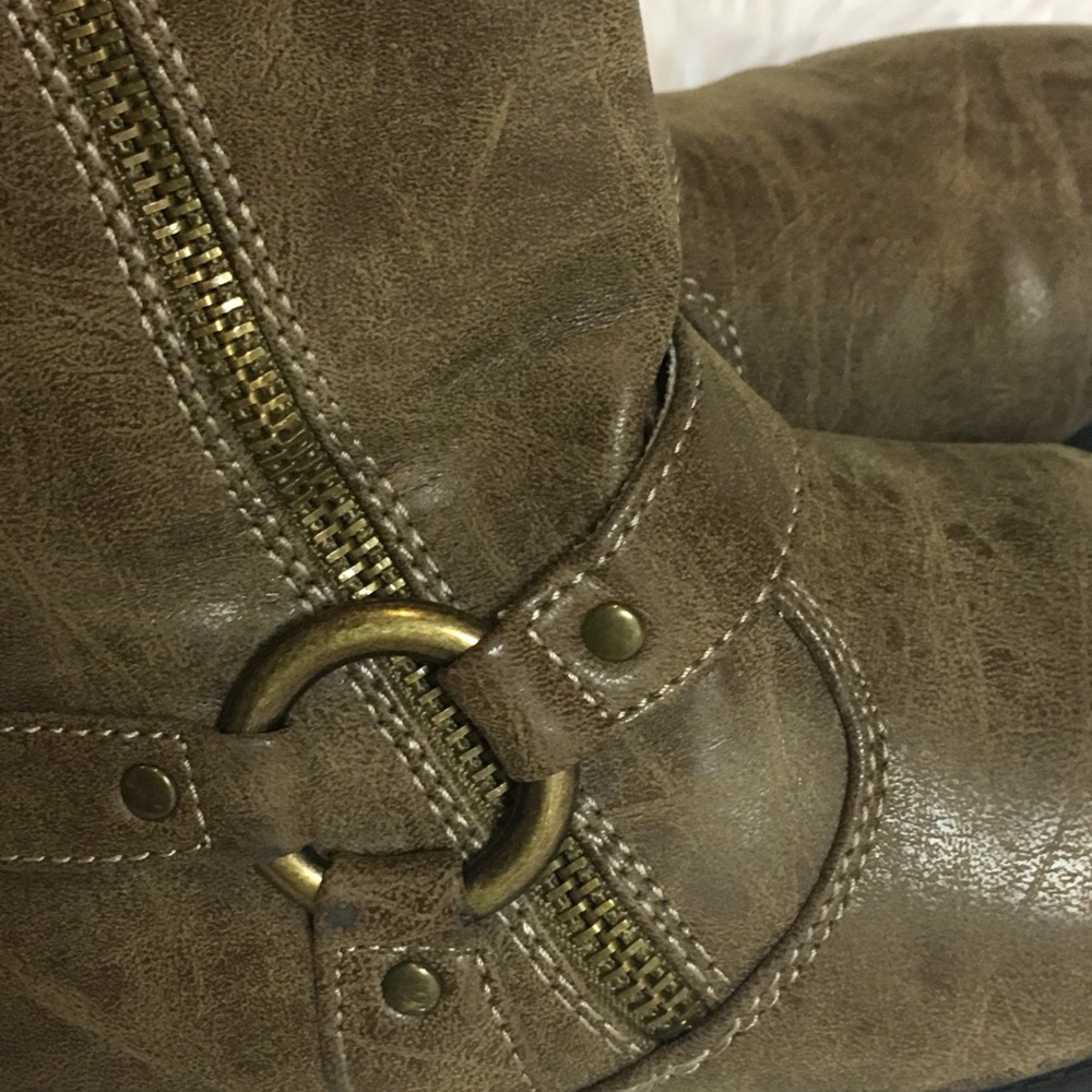 Girls Ridding Boots - Picture 2 of 4